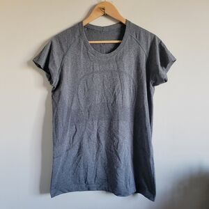 lululemon athletica Women's Short Sleeve Tee - Heather Gray